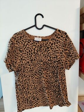 Universal Thread Leopard Print Short Sleeve Tee - Brown & Black